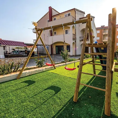 Ul Ftudmana Apartman Trogir