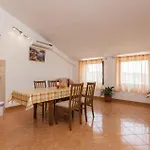 Ul Ftudmana トロギール